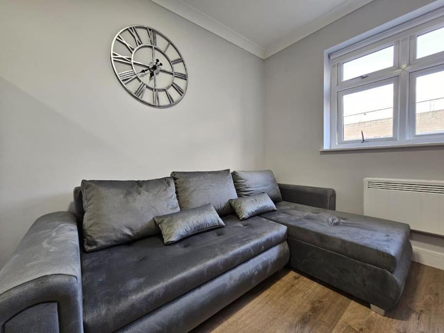 Shepherd's Bush Modern Flat Apartament
